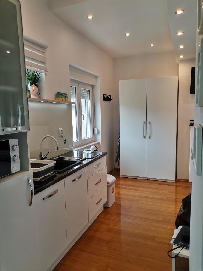Vera Apartman